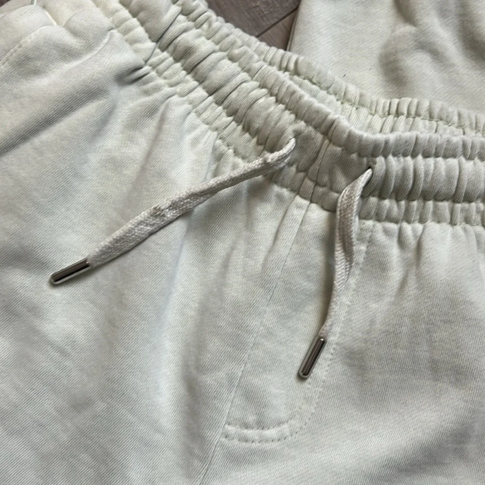 Sweatpants - Picture 6 of 6